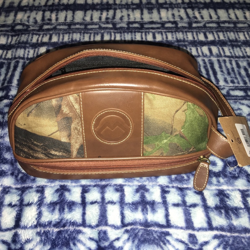 Magellan | Toiletry Bag